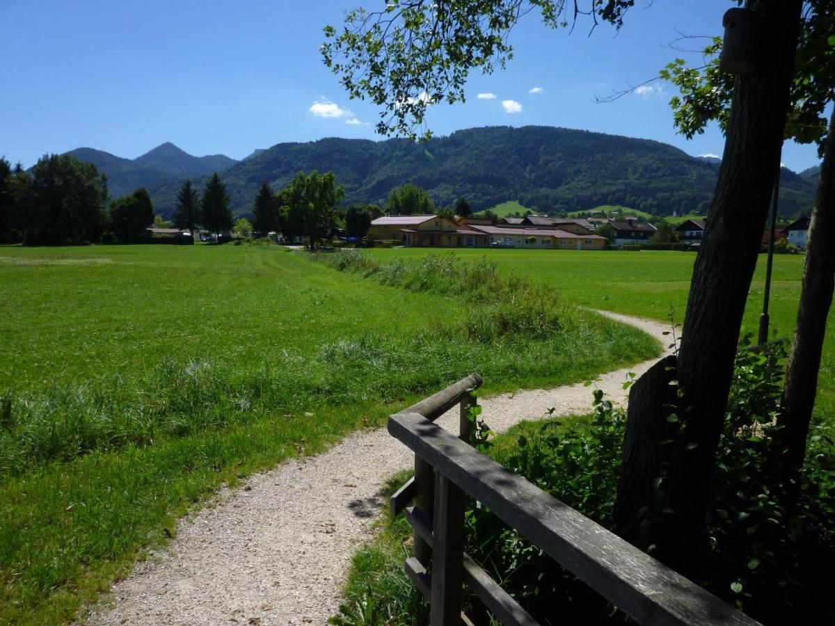 Zwischen Chiemsee Und Bergen Dg 基姆湖畔贝尔瑙 外观 照片